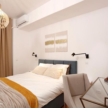 Old Fancy 2Br Pipera Apartment Voluntari Luaran gambar